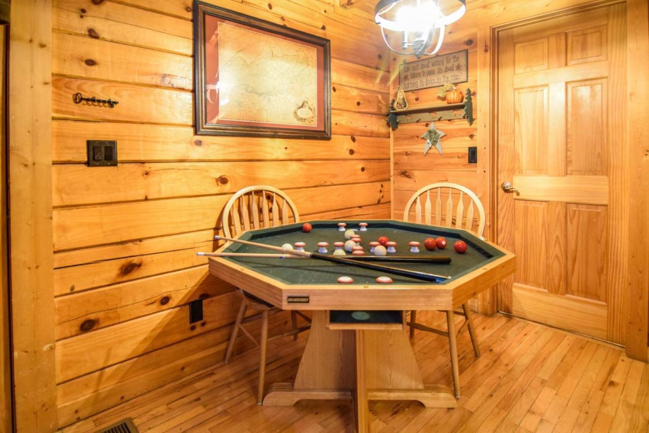 Beary Cozy Cabin Севьервилл Экстерьер фото